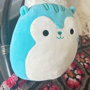 Squishmallow — Santiago the Squirrel